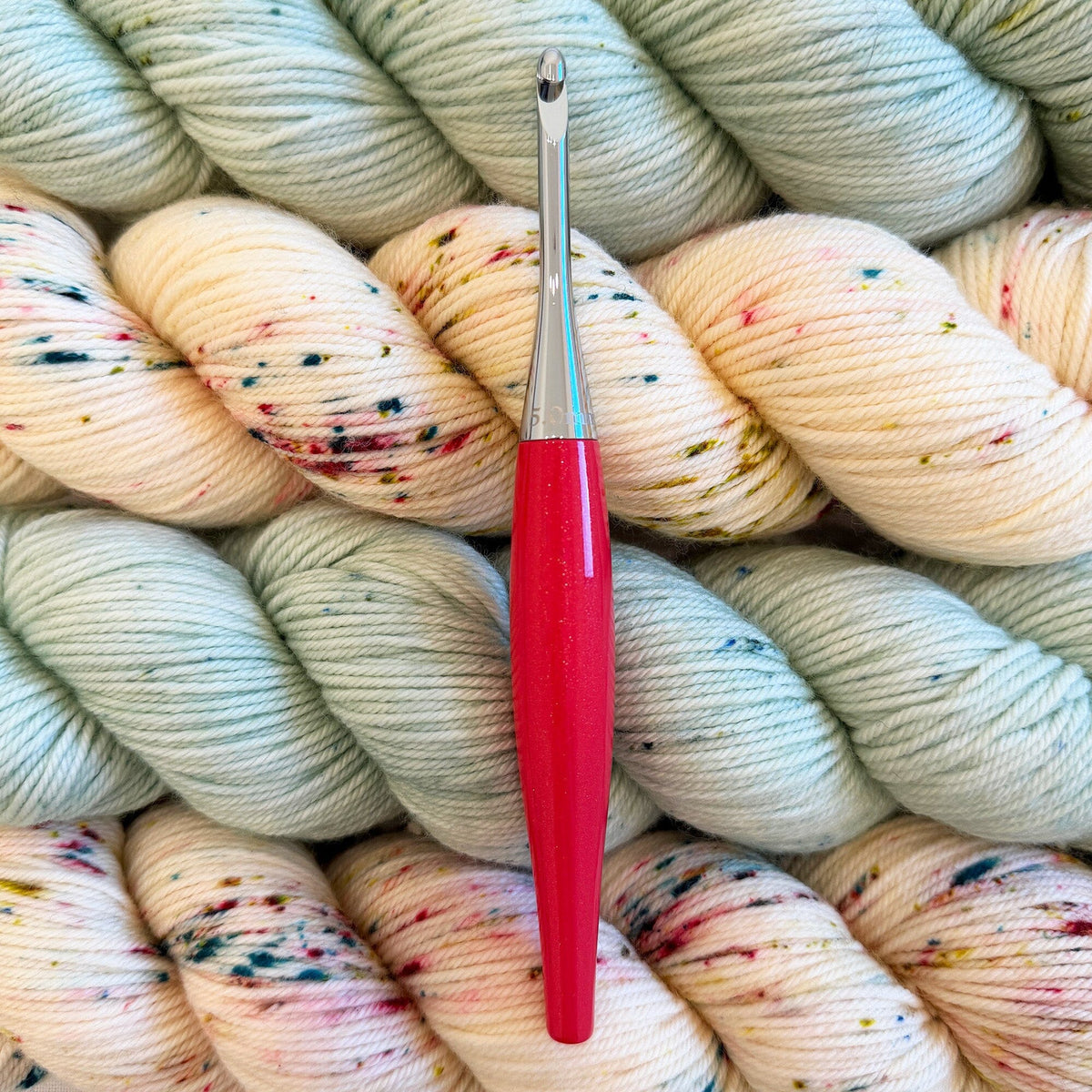 Odyssey® II Crochet Hook in Poppy Odyssey II FurlsCrochet 